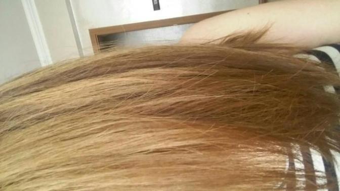 Saçımı açık  küllü sarı veya gri tonlarında istiyorum, hangi renk yaparsam turunculuk gider?
