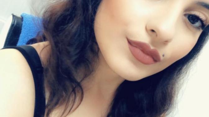 Sizce saçımı siyaha boyasam mı?