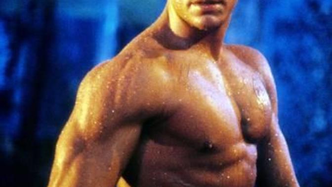 Kızlar, Yuri Boyka Mı Jean Claude Van Damme Mi? Hangisi Daha Yakışıklı?