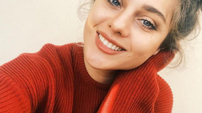 Arkadaşlar sizce 2017 survivora katılan Tuğçe Melis Demir güzel mi?