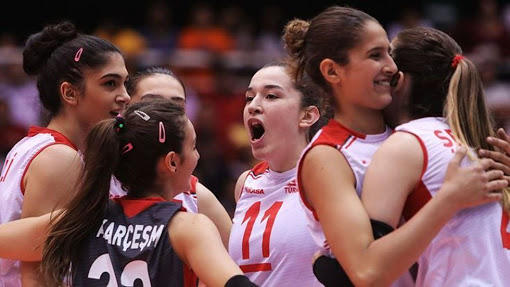 A Milli Kadın Voleybol Takımımız Uluslar Liginde Brezilyayı 3-0 yenerek finale yükseldi. Voleybol ile aranız nasıl?