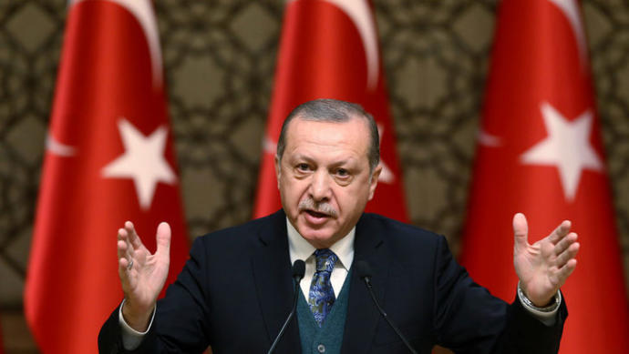 Recep Tayyip Erdoğan ölürse yönetimi kim devralacak?  ya da  kim başa geçecek bilen var mı?