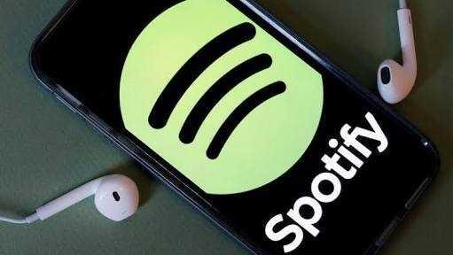 Spotify premium edinmeden memnun olan var mı Allah aşkına?