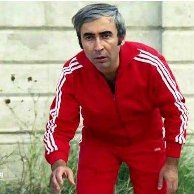 Kırmızının en çok yakıştığı kişi eşofmanlı Şevket hoca mıdır?