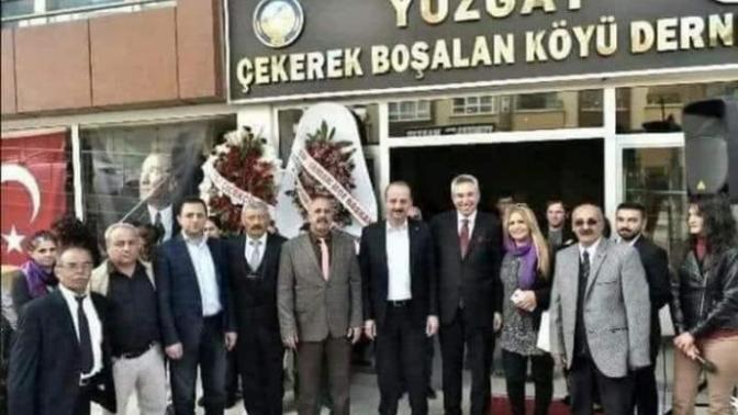 :D :D :D * Orda  bir  köy var uzakta o köy bizim köyümüzdür dediginiz  bir  köyünüz var mı ?