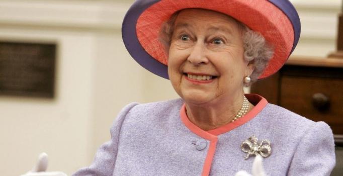 Buckingham sarayında neler oluyor? 92 yaşındaki Kraliçe Elizabeth için cenaze töreni provası yapıldı. Ne düşünüyorsun?
