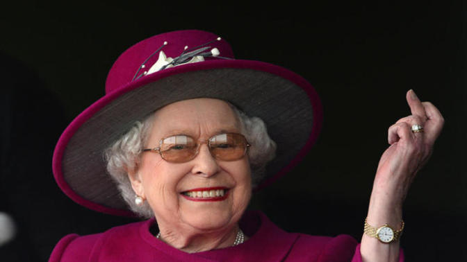 Buckingham sarayında neler oluyor? 92 yaşındaki Kraliçe Elizabeth için cenaze töreni provası yapıldı. Ne düşünüyorsun?