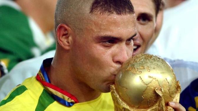 Ronaldo deyince aklınıza ilk hangisi geliyor?