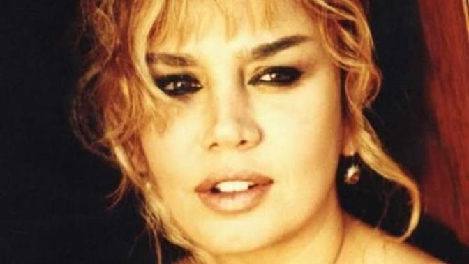 Sezen Aksu'nun yeni şarkısı "Begonvil"i nasıl buldun. Sezen Aksu ismi sana ne ifade ediyor?
