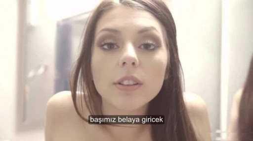Bu kadının adını bilen var mı?