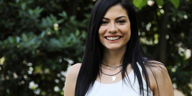 Demet Özdemir güzel mi sizce?