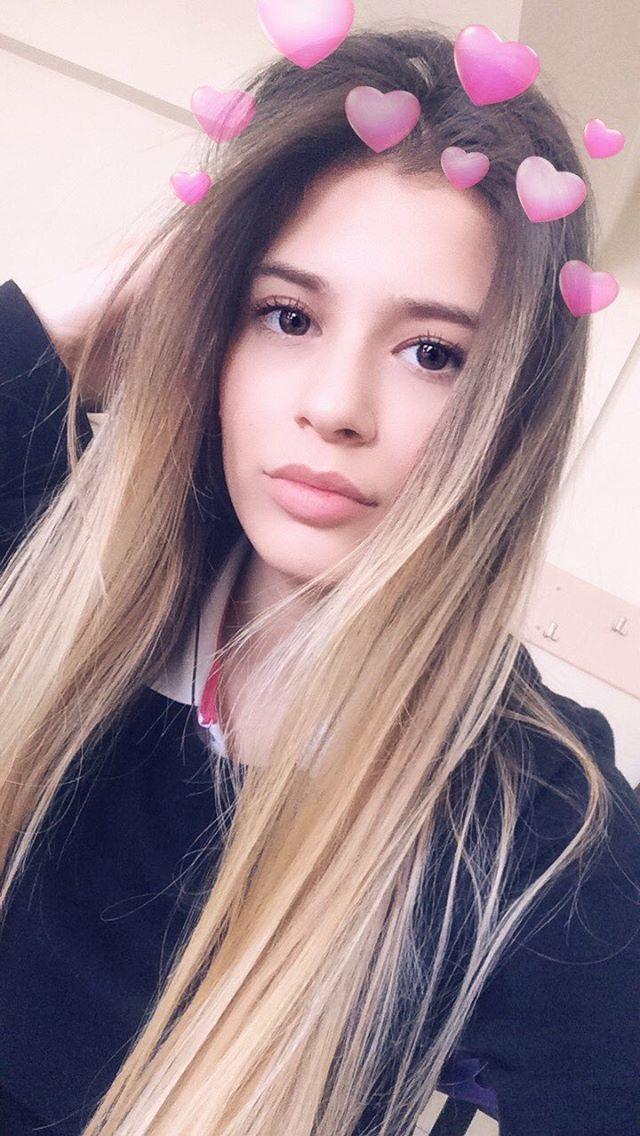 Kızlar sizde snapchat kullanıyor musunuzz?
