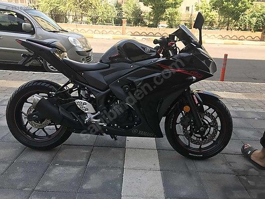 Kızlar, Yarış Motoru severmisiniz? Yamaha R25 Nasıl Resim Altta :) <3 ?
