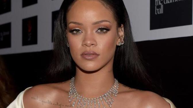 Rihanna; “Güzel olmak sarışın veya mavi gözlü olmana gerek yok, esmersen güzelsin!” Esmer kadınlar çekici midir?