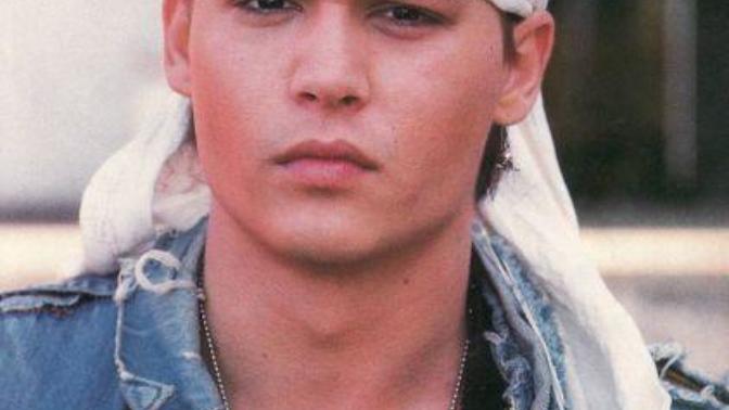 Sizce johnny depp in bu hali çok mu yakışıklı?