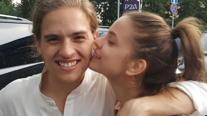 Barbara Palvin ile Dylan Sprouse birbirlerine yakışıyorlar mı?
