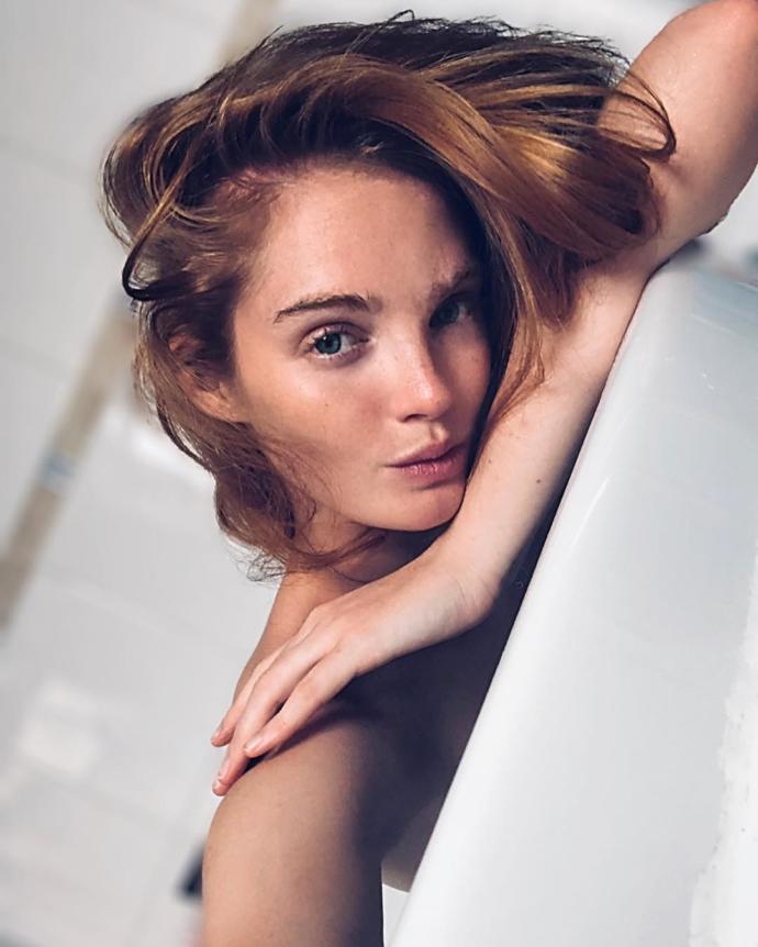 Alexina Graham sizce güzel mi?