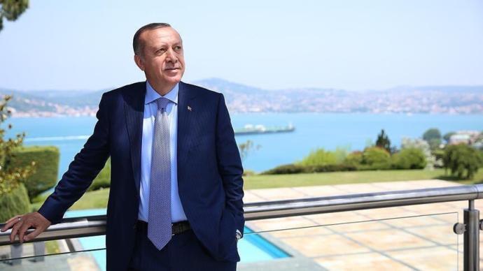 Bülent Ecevit mi Recep Tayyip Erdoğan mı?