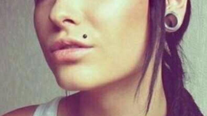 Dudak üstü piercing nasıl sizce?