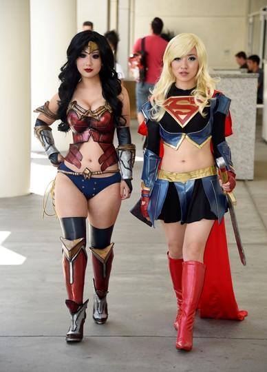 Cosplay yapan yetişkin kızlar hakkında ne düşünüyorsun?