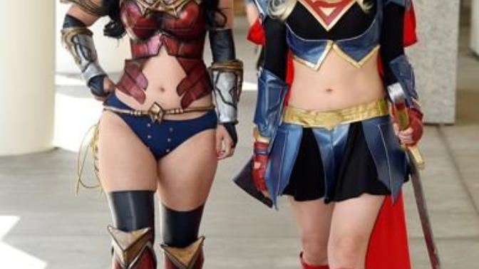 Cosplay yapan yetişkin kızlar hakkında ne düşünüyorsun?