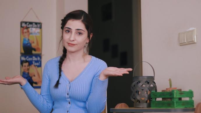 Deniz Bağdaş çok güzel değil mi?