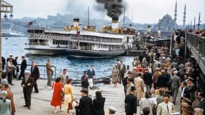 Eskiden İstanbul'da modern giyim ve cok durust insanlar varmis sizce şimdi neden yok?