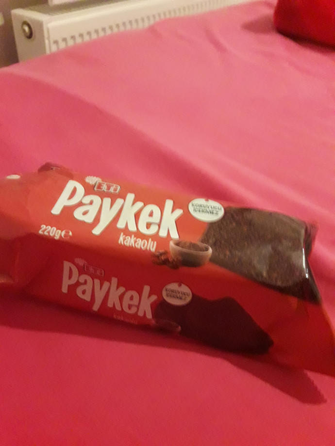 ETI Paykek'in içinden, oksijen emici aktif madde çıktı. Bu nedir? Netden okuduğum şikayetler var. fakat açtığımda gayet normaldi?