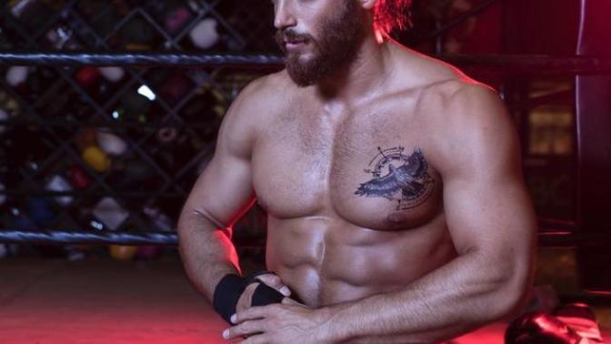Can Yaman mı? Murat Boz mu?