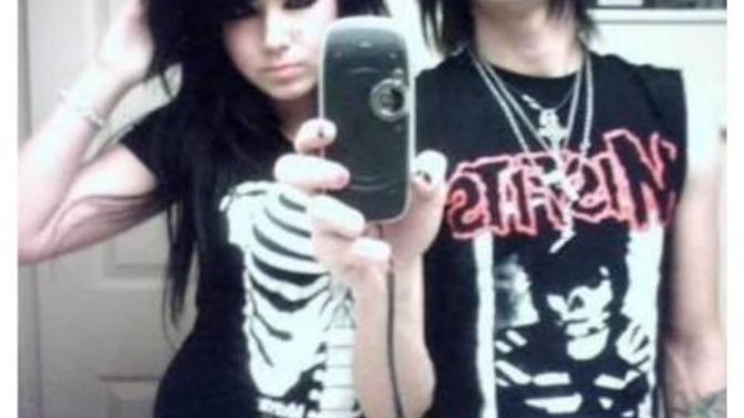 2008-2010 tarihlerinde hayatımızda olan "Emo" tarzı günümüze taşınsa yine beğenilir miydi?