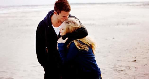 Erkekler neden minyon kadın severler, hangi özellikleri çekici gelir?