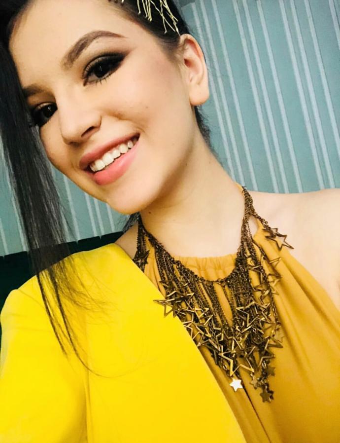 Hangi kız daha güzel bir kız sence?