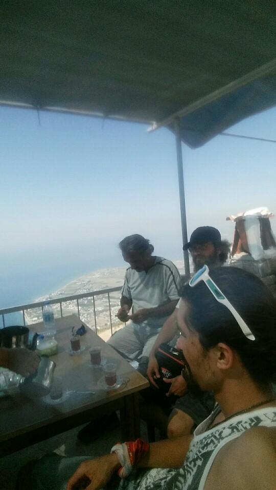 Gözü sağda solda onda bunda olmayan erkek var mı?