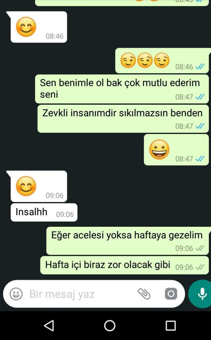 Kızlar siz daha iyi anlarsınız sizce bu kızın amacı nedir (Resimli) ?