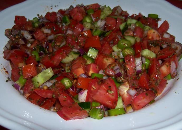 Domates salatası mı? Marul salatası mı?