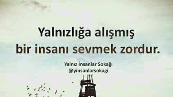 Kendini hep yalnız hissetmek normal mi yoksa alışmak mı?