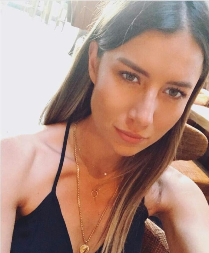 Sizce de Burcu Tandoğan, Çok Güzel Değil Mi?