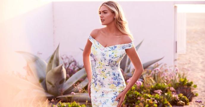 Floral desenli elbiseler bu yaz da revaçta! Siz hangi floral desenli elbiseyi beğendiniz?