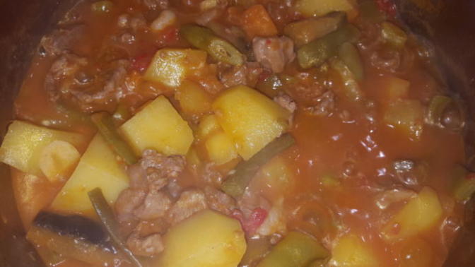 Türlü yemeğinin yanına yakışan pirinç mi yoksa bulgur pilavı mı olur?