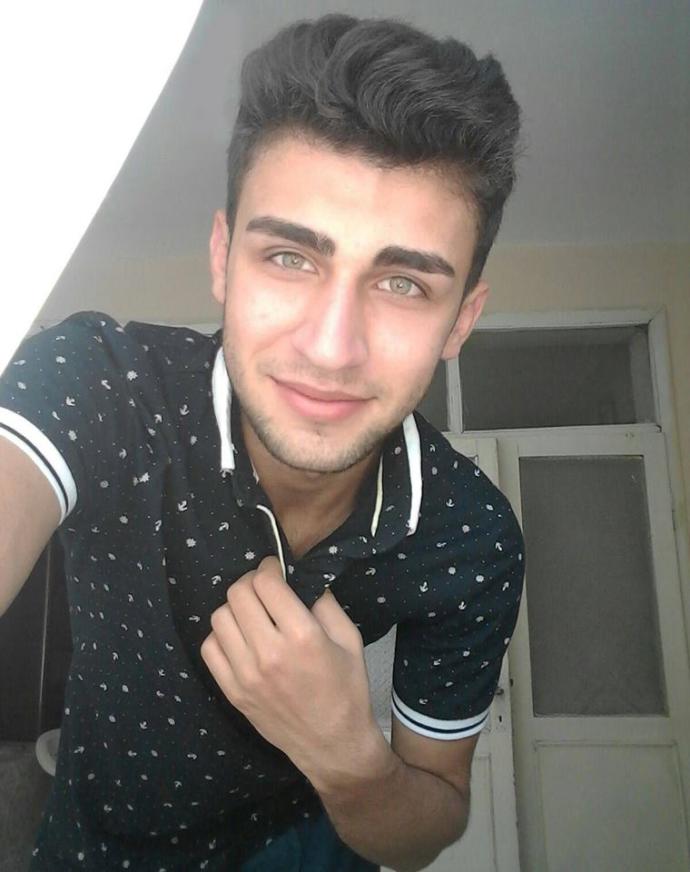Bu saç stilim kötü mü? Karizmatik gösterecek saç tavsiyeniz?