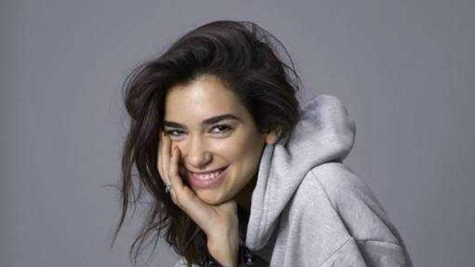 Dua lipa guzel mi?